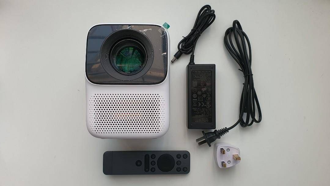 Xiaomi Mi Wanbo T2 Series Portable Mini Pico Android Smart LCD Projector
